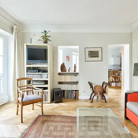 Chic Retreat, Marais