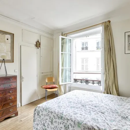 Chic Retreat, Marais Paris