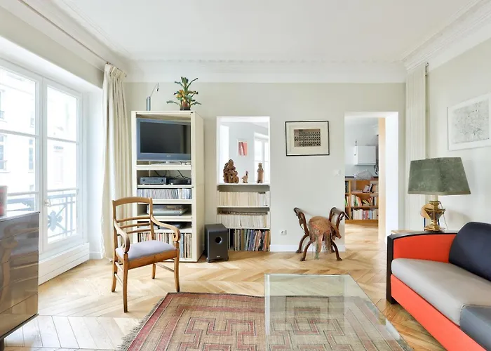 Chic Retreat, Marais