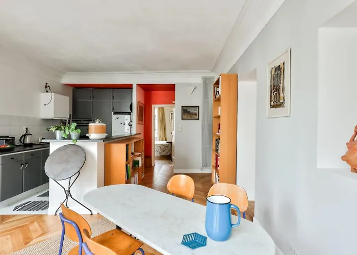 Chic Retreat, Marais Paris